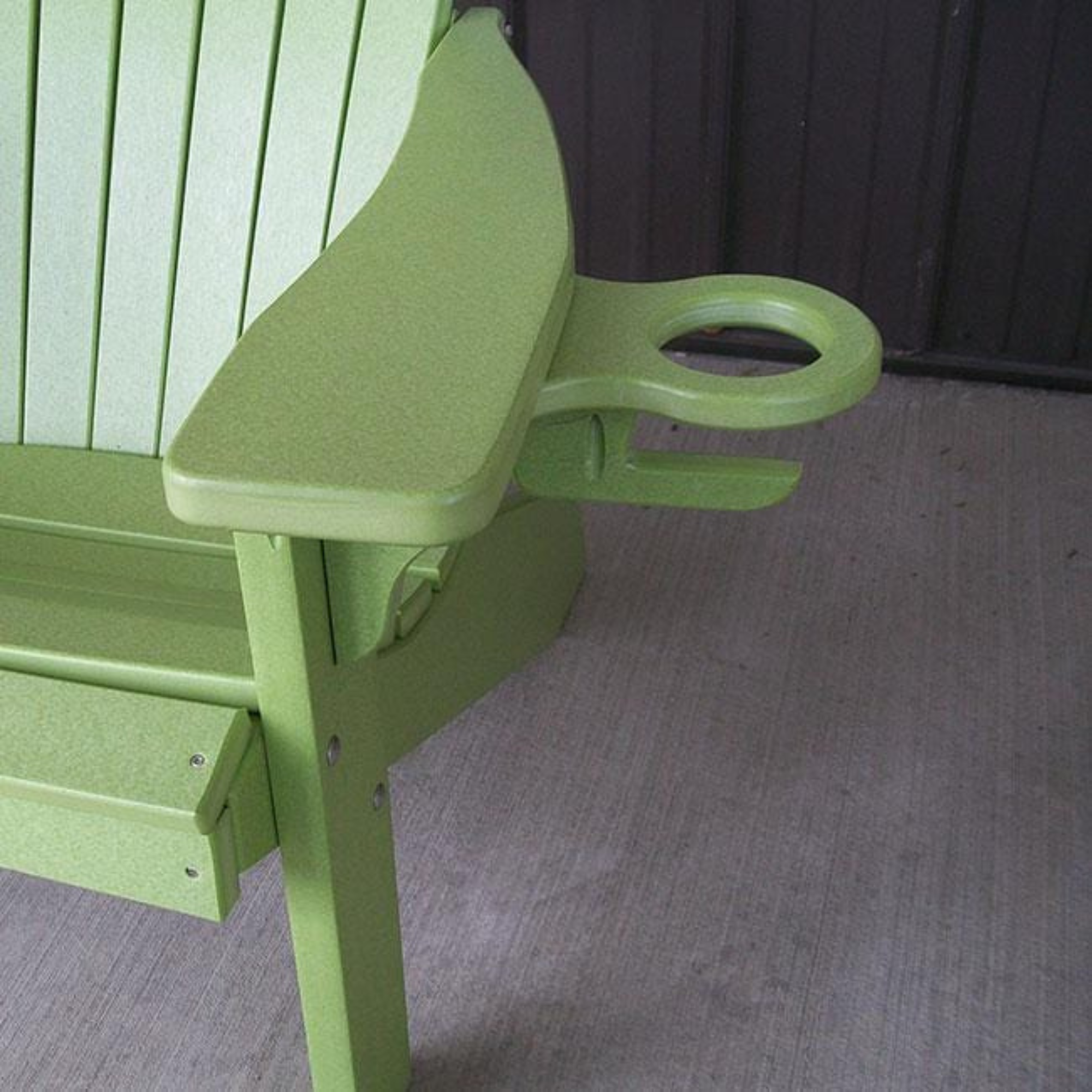 Keystone Amish Co. York Recycled Plastic Swing Chair, Cedar