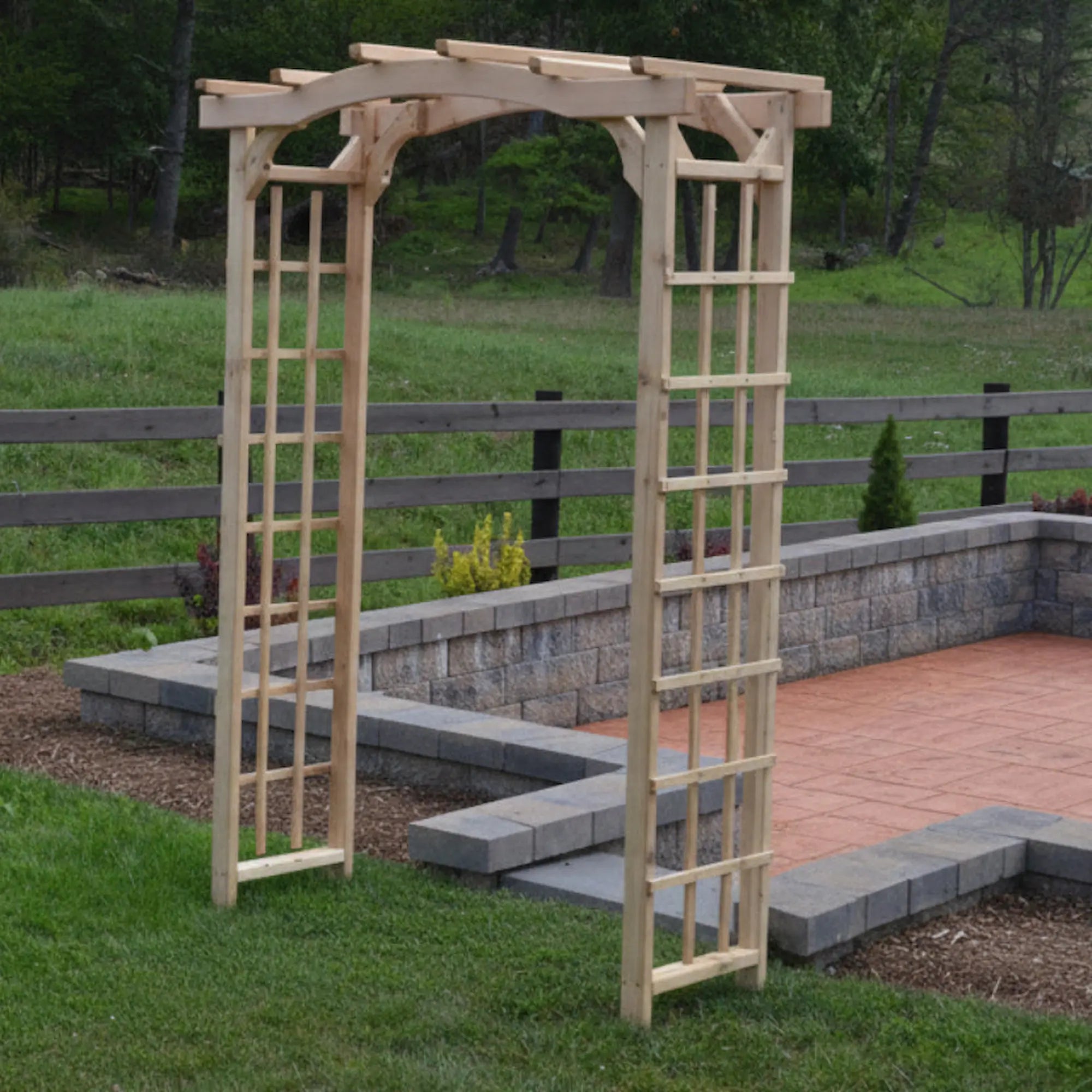 Heritage Lawncraft Newport Cedar Garden Arbor