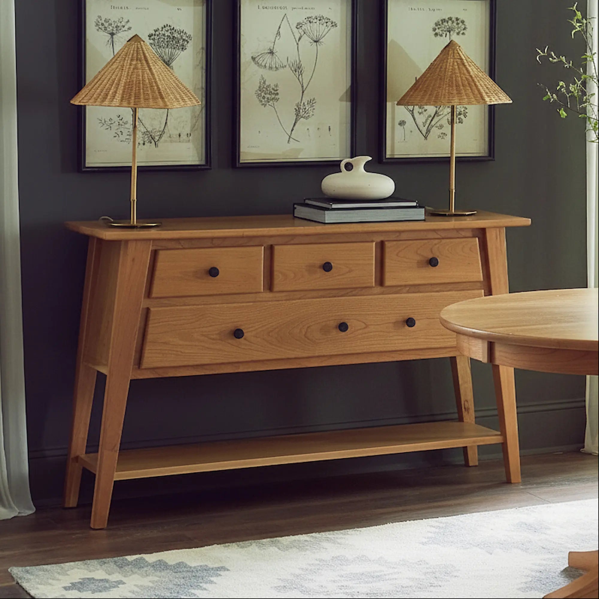 Hoosier Timbercraft Ellis Sideboard Server