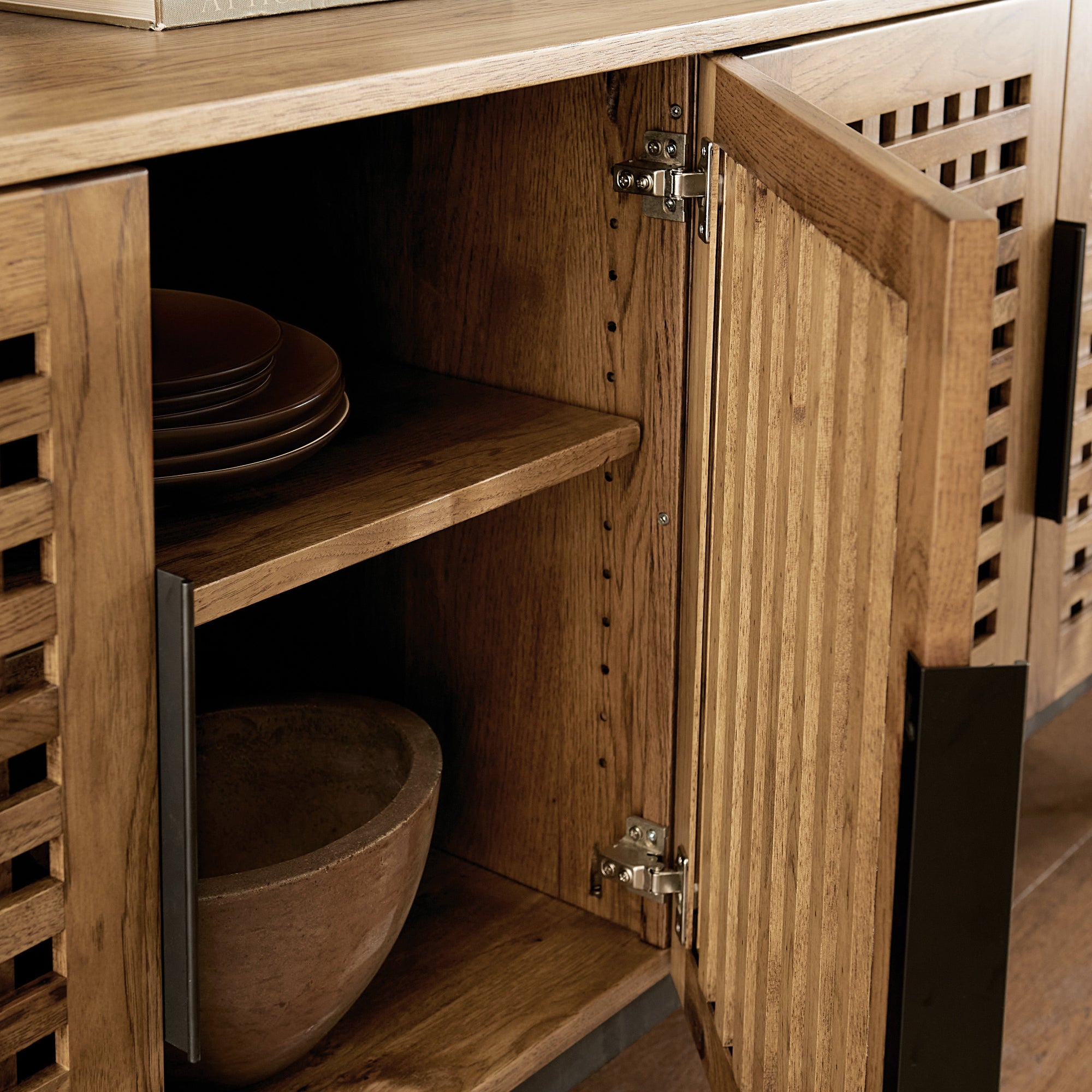 Hoosier Timbercraft Bracken Sideboard Server