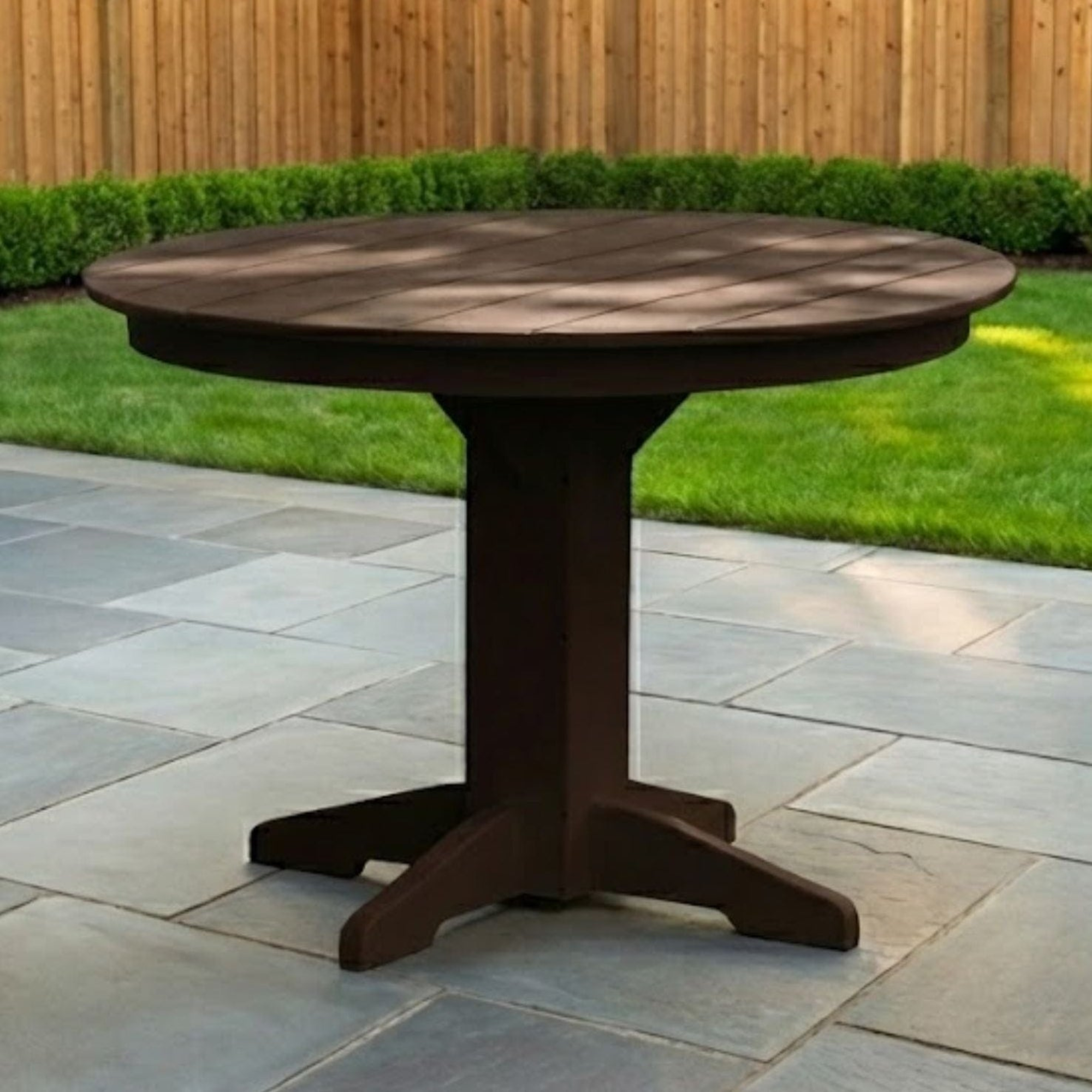 Keystone Amish Co. Poly Lumber Round Outdoor Dining Table