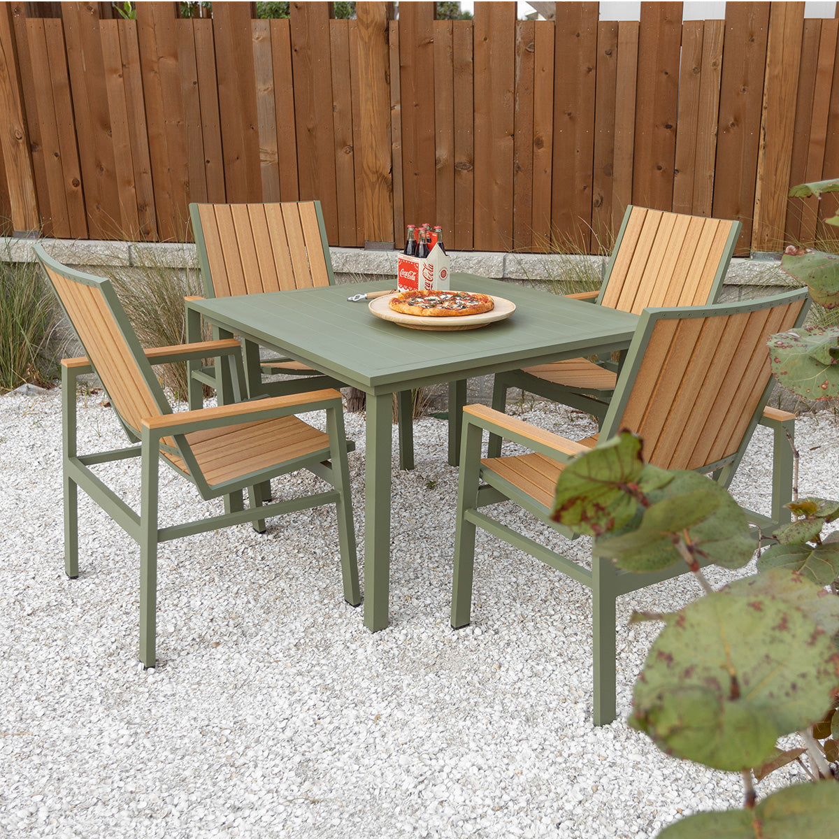 Berlin Gardens Vida 44″ Square Aluminum Dining Table