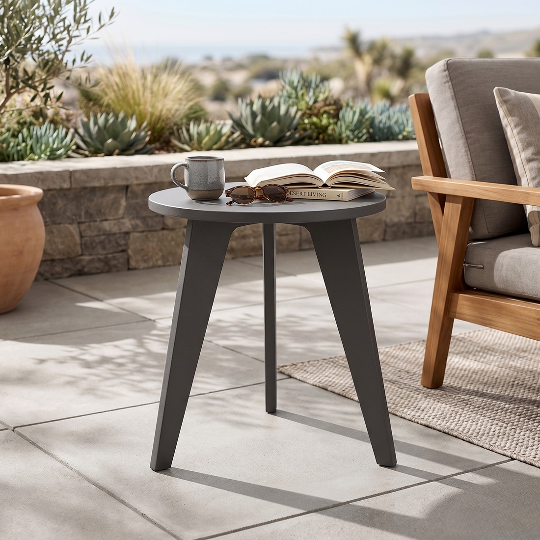 Berlin Gardens Nordic Outdoor Poly Lumber Round End Table