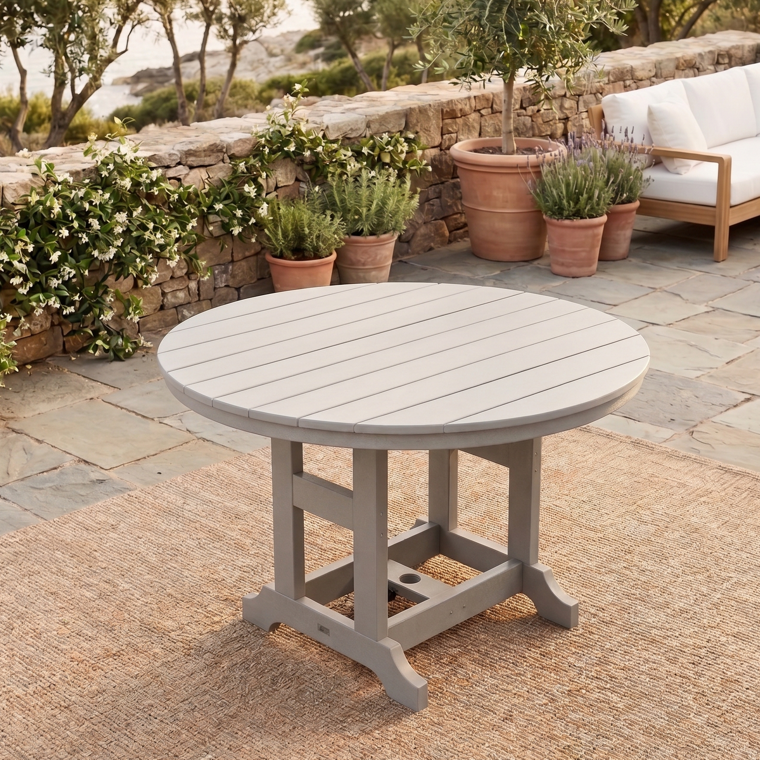 Berlin Gardens Garden Classic 48″ Round Poly Lumber Dining Table