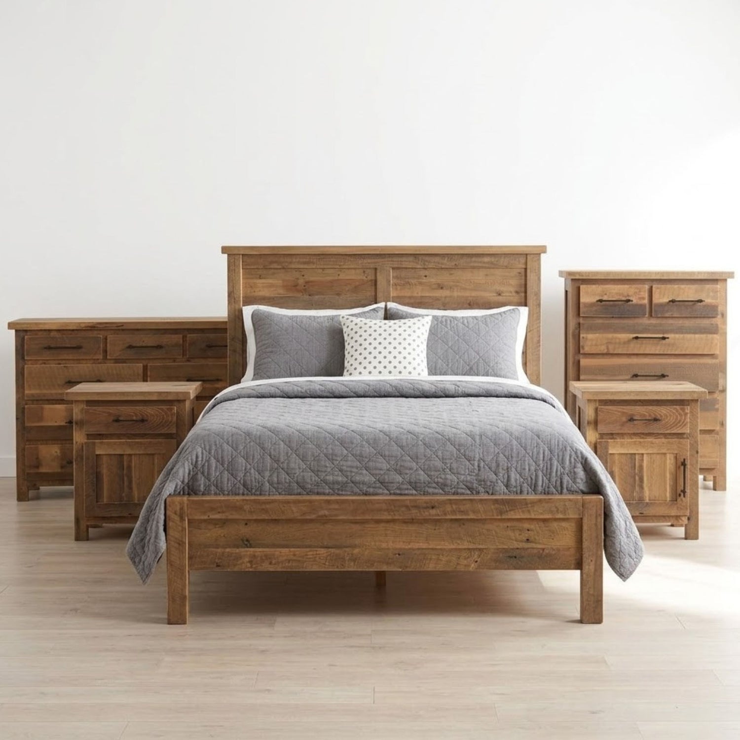 Legacy Estate Rowan Reclaimed Barnwood 5-Piece Bedroom Set