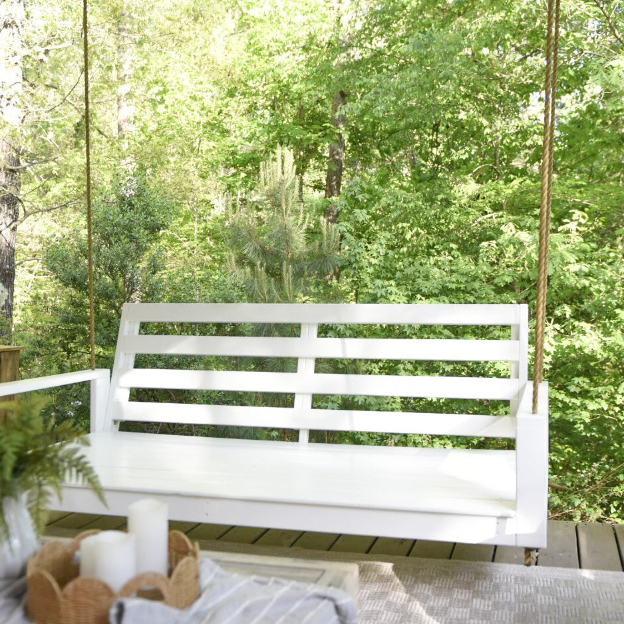 Amish Casual Waterford Hanging Bed Swing for Porch, Twin White