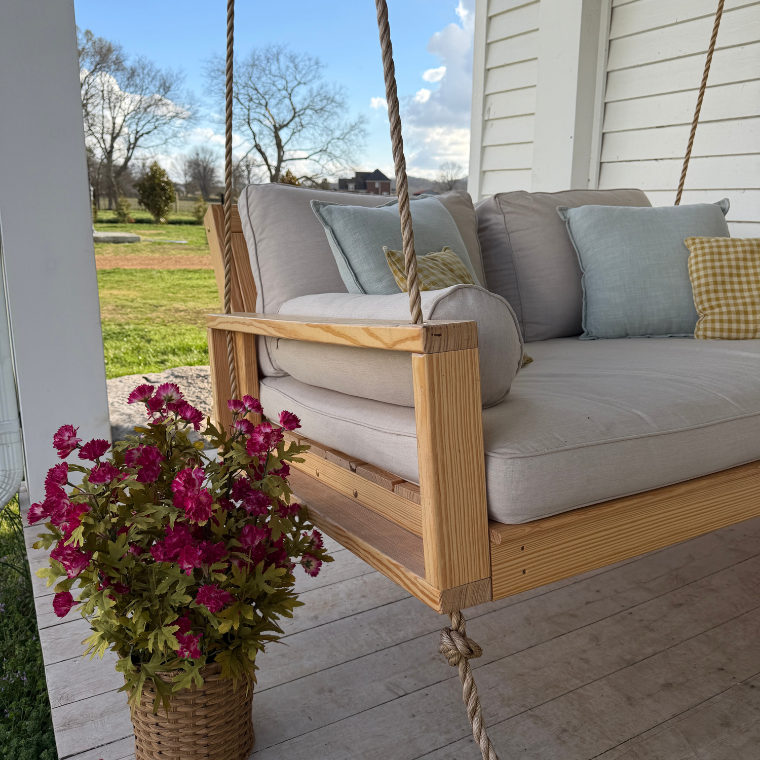 Amish Casual Malvern Porch Swing Bed, 4 Ft Unfinished